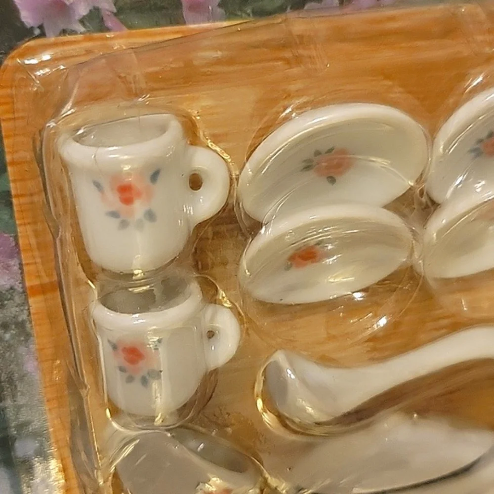 NEW in pkg Vintage Miniature 15-piece Porcelain Tea & Tureen Set